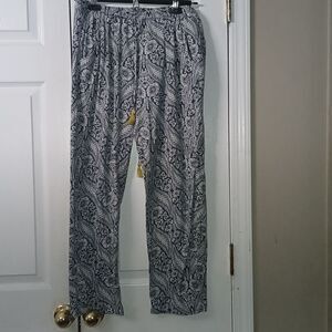 Lucky Brand  gray white floral print  lounge pajama bottoms  Sz M NWOT